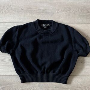 St. John Black Short Sleeve Crewneck Knit Sweater